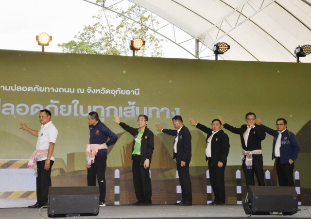 คมนาคมคิกออฟใช้ยางพาราปรับปรุงถนน