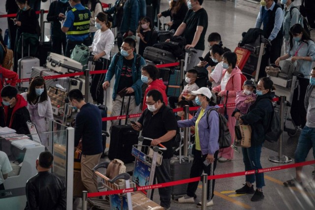 จีนหวั่นหยุดยาววันชาติทำโควิด-19 ระบาดใหม่