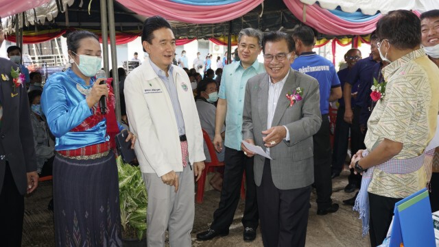 มอบอาคารผลิตยาสมุนไพรเตรียมผลิตน้ำมันกัญชา