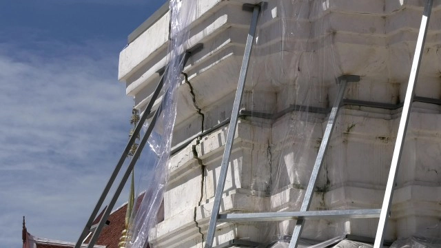 เจดีย์ "วัดเวียง"อายุหลายร้อยปีแตกร้าว