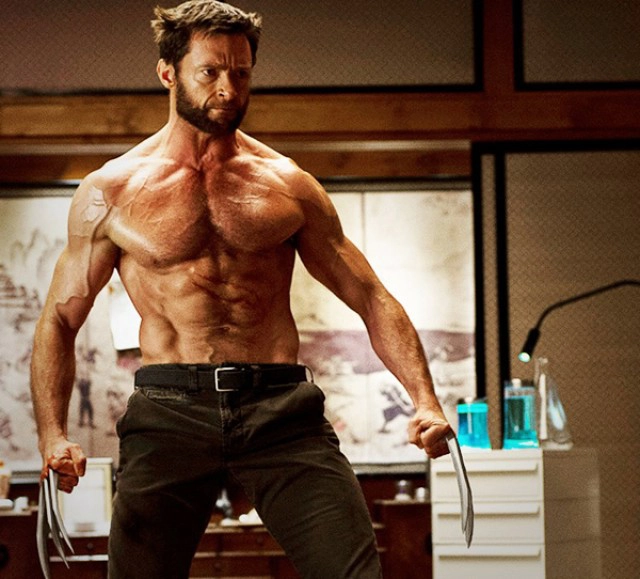 ลือสนั่น!! 'ฮิวจ์ แจ็คแมน' เป็นเกย์งานนี้ภรรยาไม่ทนต้องมาพูดแก้ให้