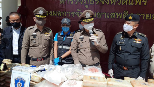 ผบช.ภ.5แถลงโชว์จับยาเสพติดล็อตใหญ่