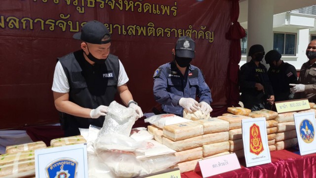 ผบช.ภ.5แถลงโชว์จับยาเสพติดล็อตใหญ่