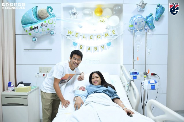 สารัช อยู่เย็น  ปลื้มใจภรรยาคลอดลูกชาย