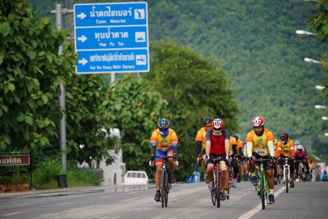600  นักปั่นร่วมกิจกรรม" Bike local series 2020"