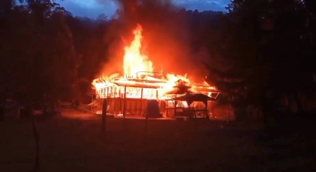 ไฟไหม้วัดห้วยปูลิงวอด-เสียหายกว่า5ล้าน