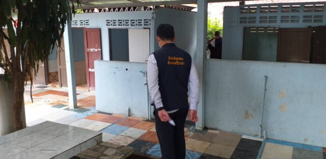 สั่งตั้งกรรมการสอบโรงเรียนปล่อยเด็กใช้มือเปิบข้าว