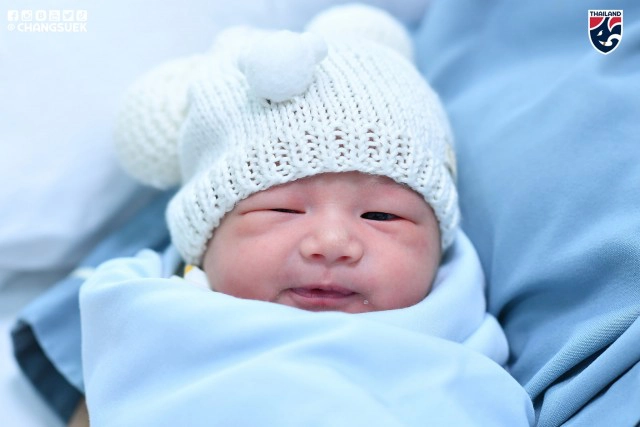 สารัช อยู่เย็น  ปลื้มใจภรรยาคลอดลูกชาย