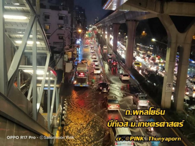 เมืองกรุงอ่วมหนัก ฝนตก รถติด ศุกร์ต้นเดือนตุลา