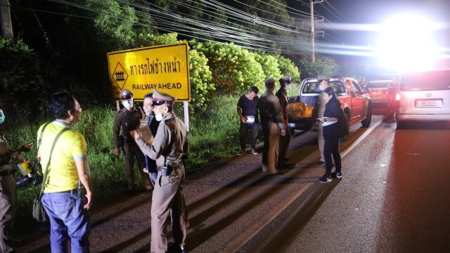 จับ 3 หนุ่มขนยาบ้า 2 แสนเม็ดอ้างไม่ใช่เจ้าของแค่รับจ้าง