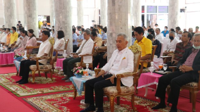 เตรียมสร้างหลวงพ่อคูณองค์ใหญ่ สูง 27 เมตร