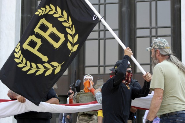 ทำความรู้จักกลุ่ม "Proud Boys" ทำไม"ทรัมป์" ถึงสนับสนุน?