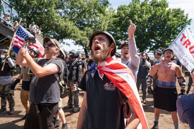 ทำความรู้จักกลุ่ม "Proud Boys" ทำไม"ทรัมป์" ถึงสนับสนุน?
