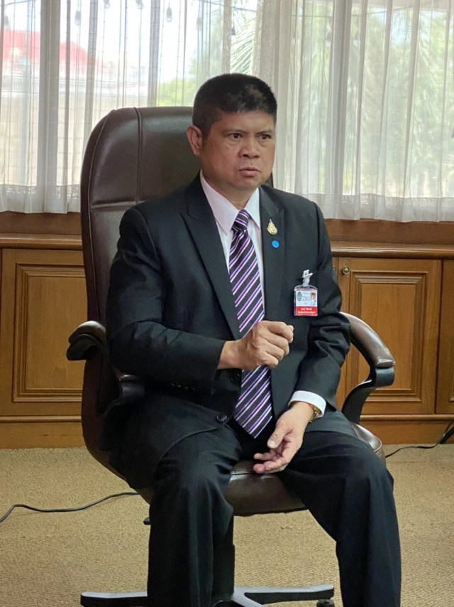 "แรมโบ้"ยันรบ.เร่งแก้ปัญหาปชช.โต้"อนุสรณ์"หยุดสร้างความแตกแยก