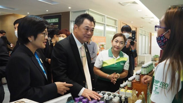 เอสเอ็มอีแบงก์จับมือ GEC ดันศักยภาพอีคอมเมิร์ซให้ SME