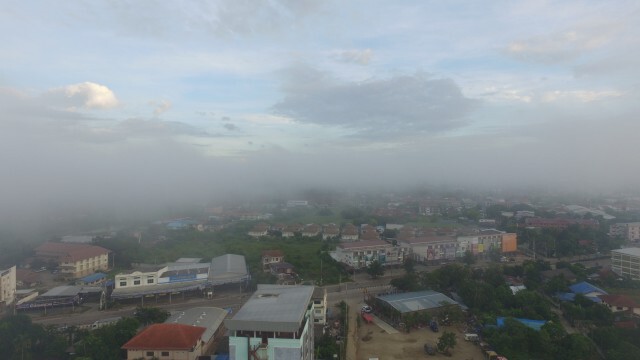ปลายฝนต้นหนาว-หมอกหนาปกคลุมเมืองพิษณุโลก