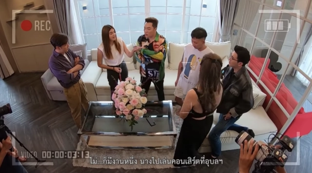 "แจง" แฉ วีรกรรม "แจ๊ส ชวนชื่น" ทนไม่ไหว ตบหัวสามีฉาดใหญ่กลางรายการ