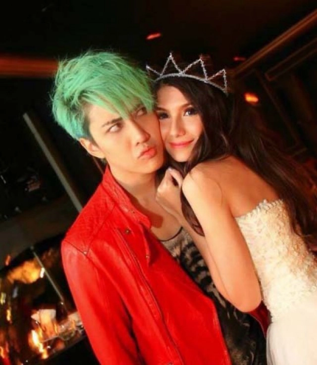 คุ้ยแฟ้มลับประวัติรัก "ซาร่า คาซิงกินี" คุณแม่ลูกสอง