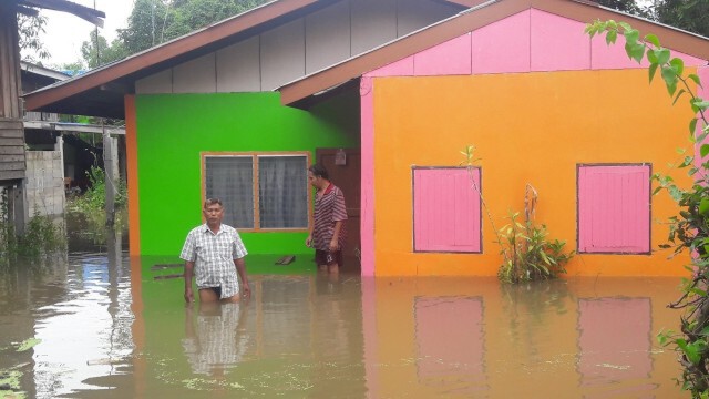 น้ำลำบริบูรณ์ทะลักท่วม 150 หลังคาเรือน