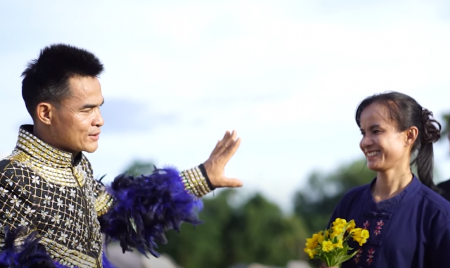 ฟังกันหรือยัง? เพลง น้ำตาย้อยโป๊ก "ลุงพล ปะทะ ป้าแต๋น"