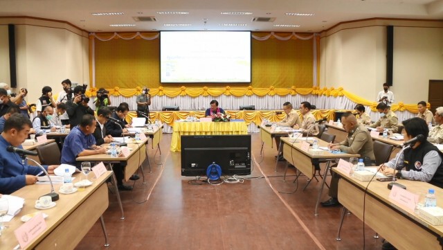 "รมช.ประภัตร" ขับเคลื่อนไทยไปด้วยกัน ดันเลี้ยงสัตว์แก้จน