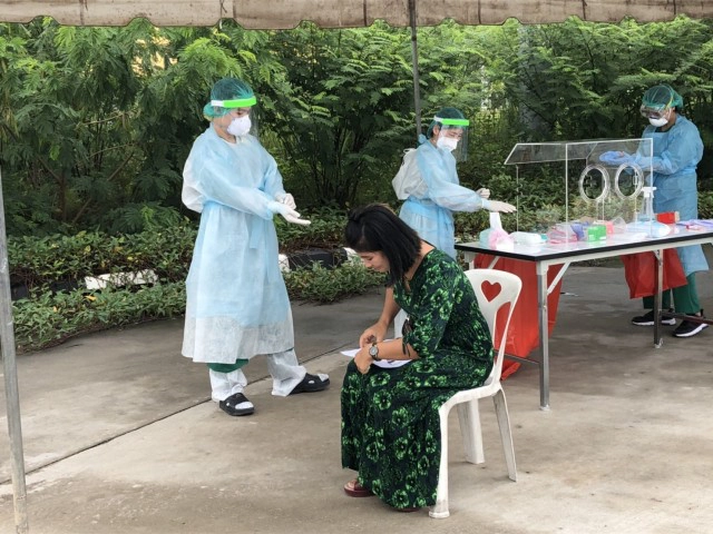 รพ.แม่สอด ตั้งจุดคัดกรองชาวเมียนมา-สกัดโควิด19