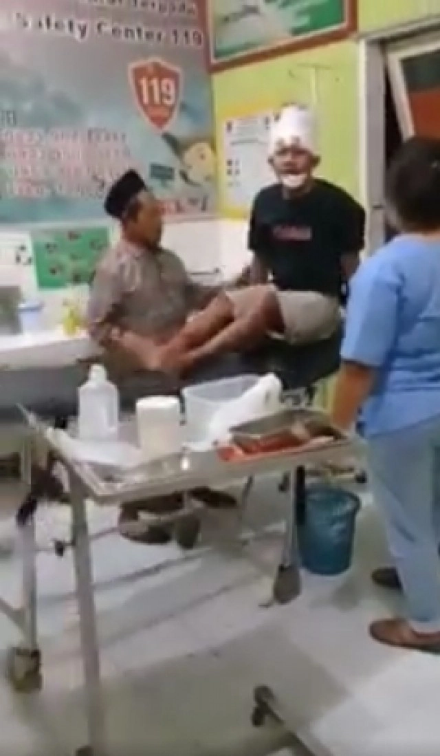 ฮาลั่นโซเชียล (คลิป) หนุ่มเงิบตกเตียง รพ. แผลเก่ายังไม่หายแผลใหม่ตามมาแล้ว