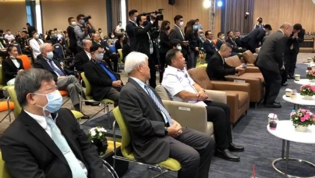 คนไทยเฮ! ได้ใช้วัคซีนโควิด19 พร้อมอังกฤษ