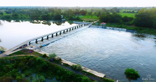 ตกต่อเนื่องน้ำล้นฝายเตือนเกาะติดสถานการณ์