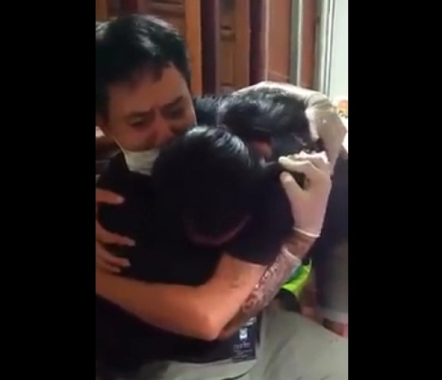 ช่างสักแก้ลายให้สาวสักพญานาค โดนแฉรอบ 2 กอดคอเพื่อนร้องไห้เรียกคะแนนสงสาร