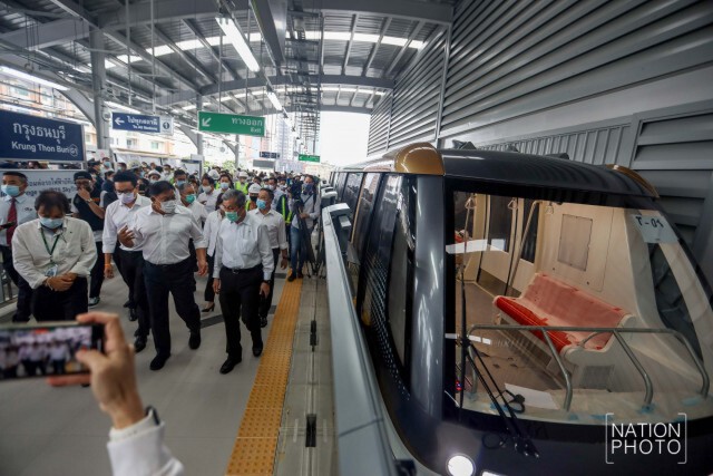 'รถไฟฟ้าสายสีทอง' ยลโฉมอีกครั้ง ก่อนได้ใช้สิ้นปี 63