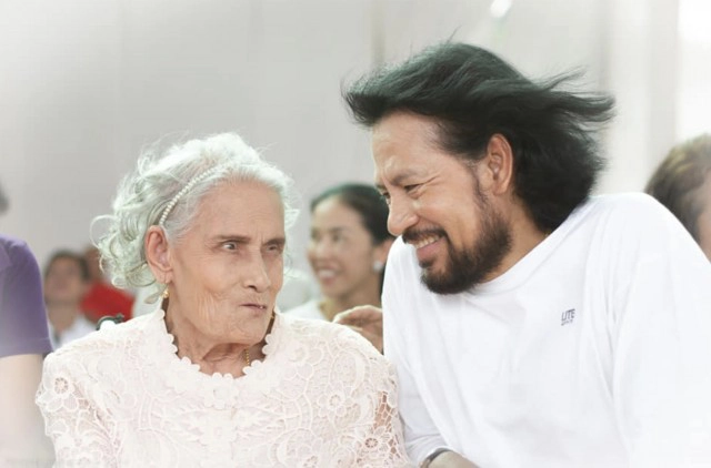 โซเชียลแห่ให้กำลังใจคุณแม่ปรางทิพย์ ของ"บิณฑ์-เอกพันธ์" ลื่นล้ม หัวฟาดโต๊ะ