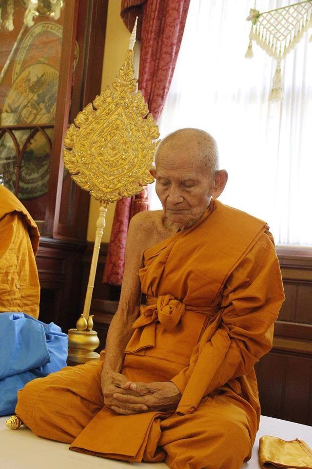 สุดอาลัย "หลวงพ่อใหญ่" เกจิดังโคราช มรณภาพอย่างสงบ สิริอายุ 96 ปี