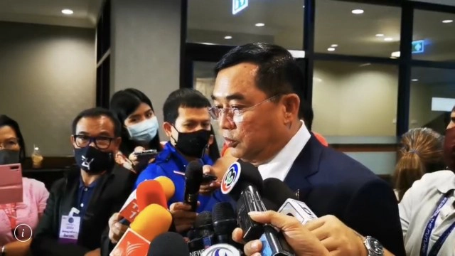 "อนุชา"ลั่นไม่เอาด้วยให้สถาบันอยู่ใต้รัฐธรรมนูญ