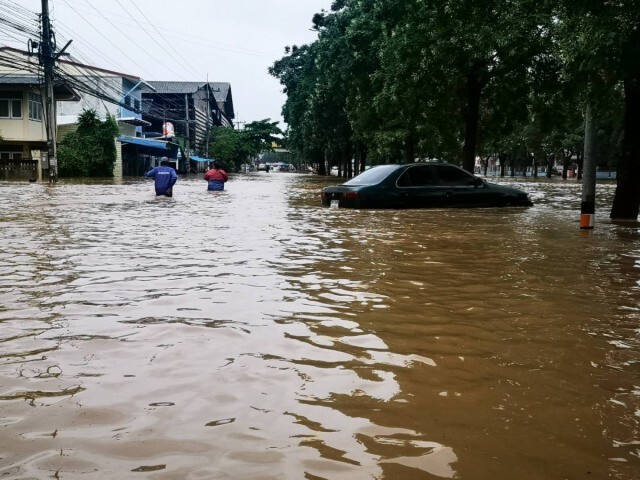 ปภ. เร่งช่วยเหลือ 4 จังหวัดประสบน้ำท่วมฉับพลัน-น้ำป่าไหลหลาก-วาตภัย