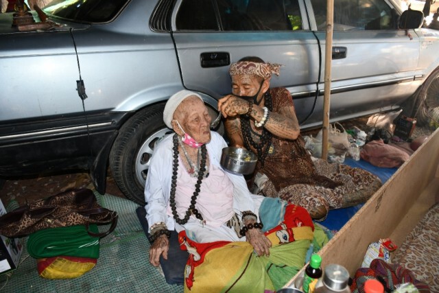 สิ้นลมแล้วแม่ชีปฎิบัติธรรมในโลงศพ