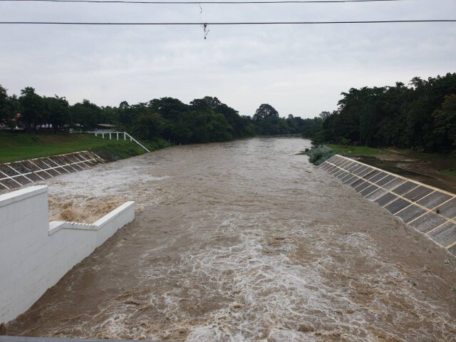 ชป.แจ้งเตือนระดับน้ำลุ่มน้ำเพชรบุรี มีระดับสูงขึ้น หลังมีฝนตกหนักทางตอนบน