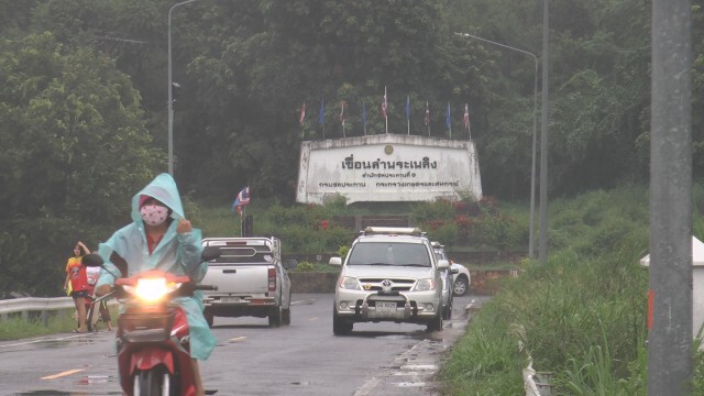 เฝ้าระวังเขื่อนลำพระเพลิงระดับน้ำพุ่ง