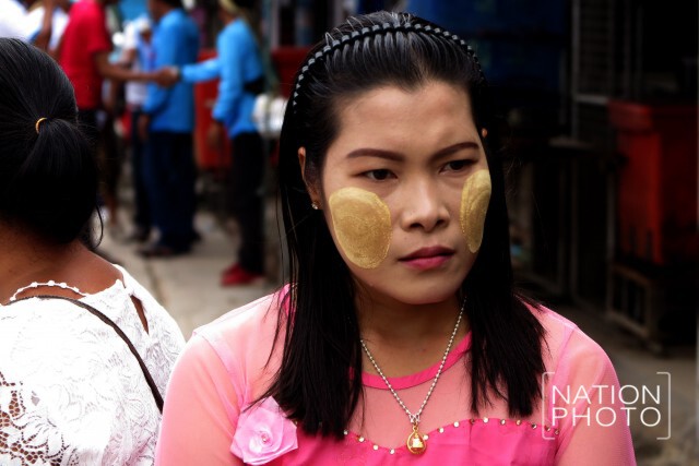 กฐินวัดวังใหญ่! สามัคคีไทย-มอญ ชุ่มฉ่ำบุญกลางสายฝน