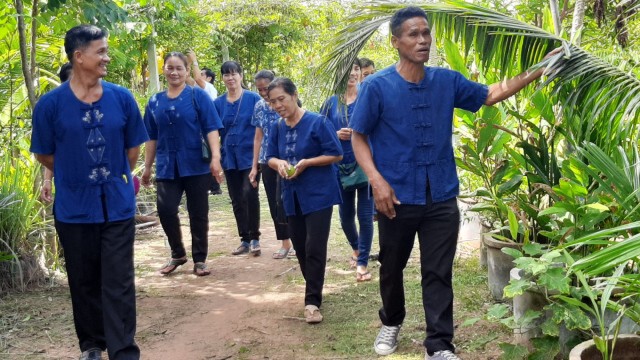 เดินตามรอยพ่อใช้เกษตรทฤษฎีใหม่ลดผลกระทบจากภัยแล้งและโควิด