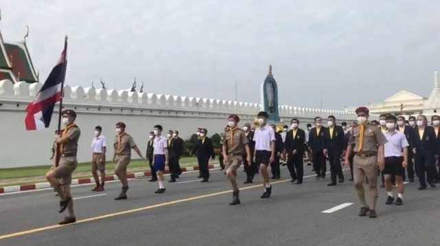 "จตุรมิตร" ถวายบังคม-ราชสักการะ เนื่องในวันคล้ายวันสวรรคต ร.9