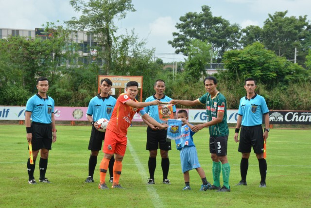ปลวกแดง ยูไนเต็ด อัดพัทยา ดิสคอฟเวอรี่ สกอร์ 7-2