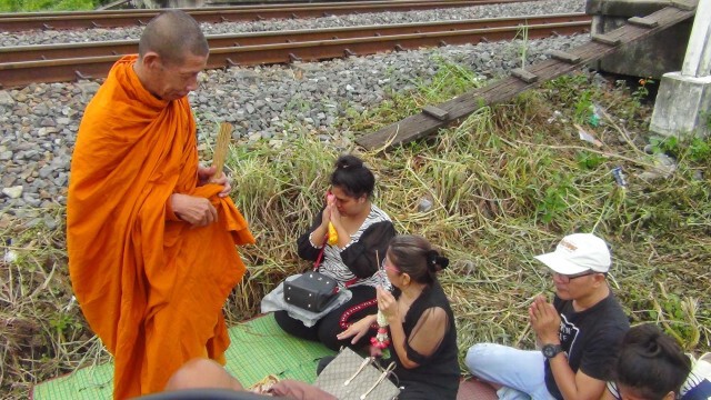 ดีเจเฮี้ยน กลับบ้านร้องเรียกแม่ก่อนเปิด-ปิดประตูบ้านไปทำงาน
