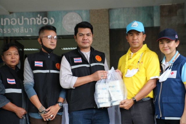 'พีระวิทย์'เยี่ยมชาวปากช่อง ส่งพลังใจผู้ประสบภัยน้ำท่วม