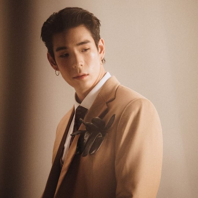 "เจเจ" ตั้งคำถามถึงจนท. เหตุกลุ่มคนเสื้อเหลือง รุมตีคนไปม็อบ 14 ตุลา