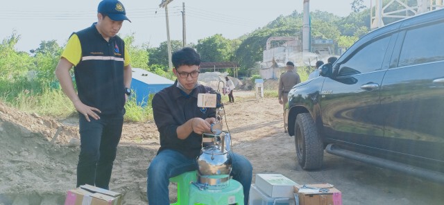 ชาวบ้านยืนกราน-ย้ายรง.ยางมะตอย