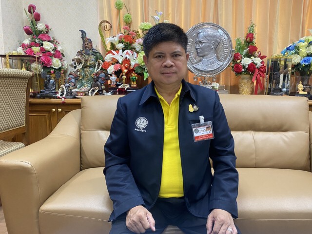 "แรมโบ้"ซัด"ธนาธร"อดีตเคยโกหกปัจจุบันก็ไม่เปลี่ยน