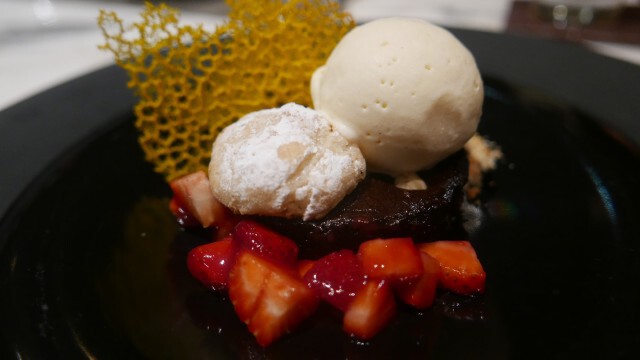 อร่อยสุดฟินกับมื้ออาหารที่คุ้มค่ามากกว่าเดิม @Scalini