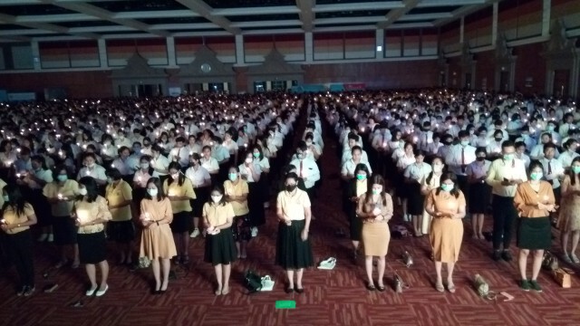 ม.ราชภัฏสุราษฎร์ธานีจัดพิธีน้อมรำลึกในหลวง ร.๙ ยิ่งใหญ่