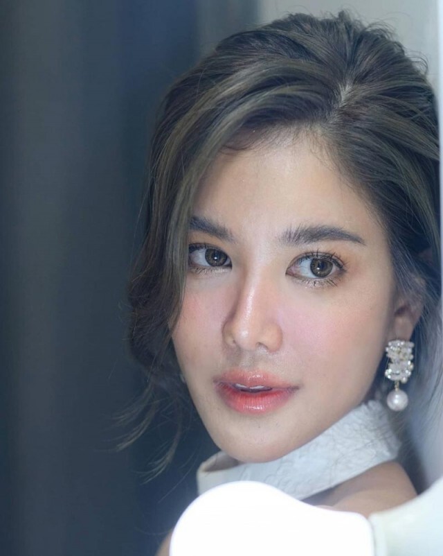 "ก้อย รัชวิน" เผยภาพสวยหวาน เตรียมถ่ายพรีเวดดิ้ง ออร่าเจ้าสาวจับสุดๆ
